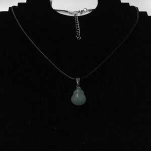 Elegant Green Aventurine Gourd Pendant Necklace
